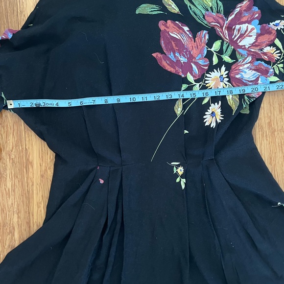 Free People Gemma Open Back
Tunic Size XS Excellent Condition - Picture 6 of 7